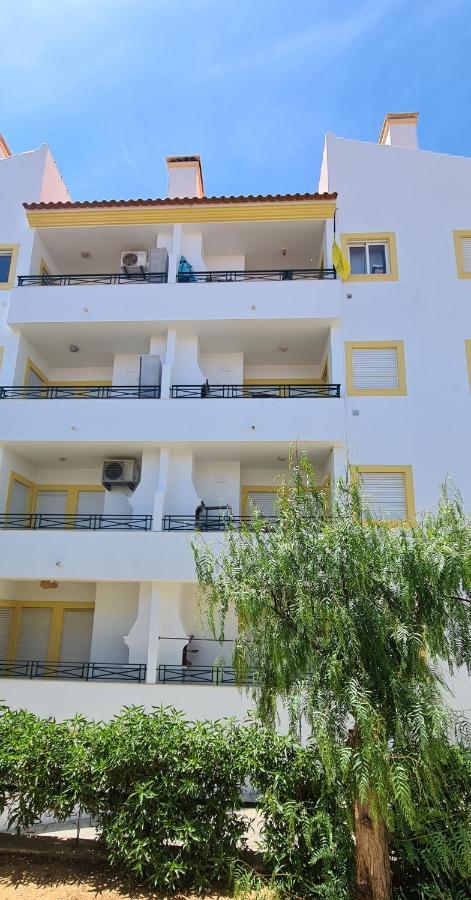 Sandy Beach Apartment Albufeira Bagian luar foto